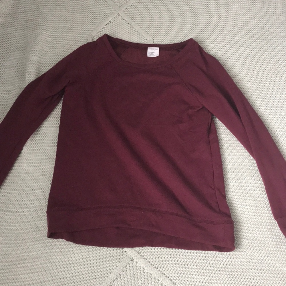 Maroon sweater